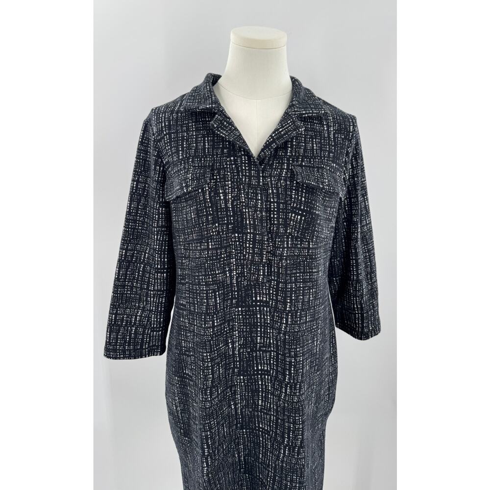 Chicos Black White Shirt Dress Knee Length Knit Shift Stretch size 1 8 M